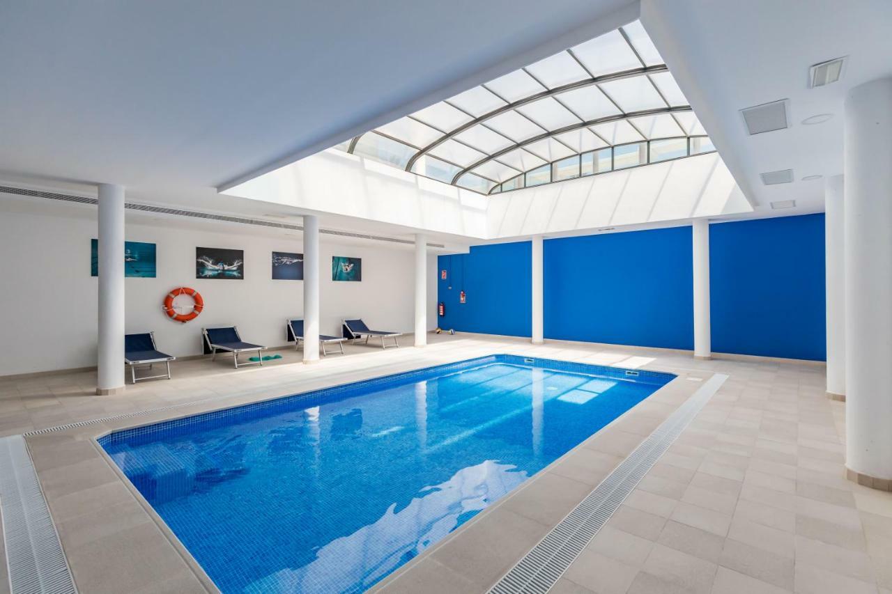 Luxury Beach Front Apartment With Pool فالنسيا المظهر الخارجي الصورة